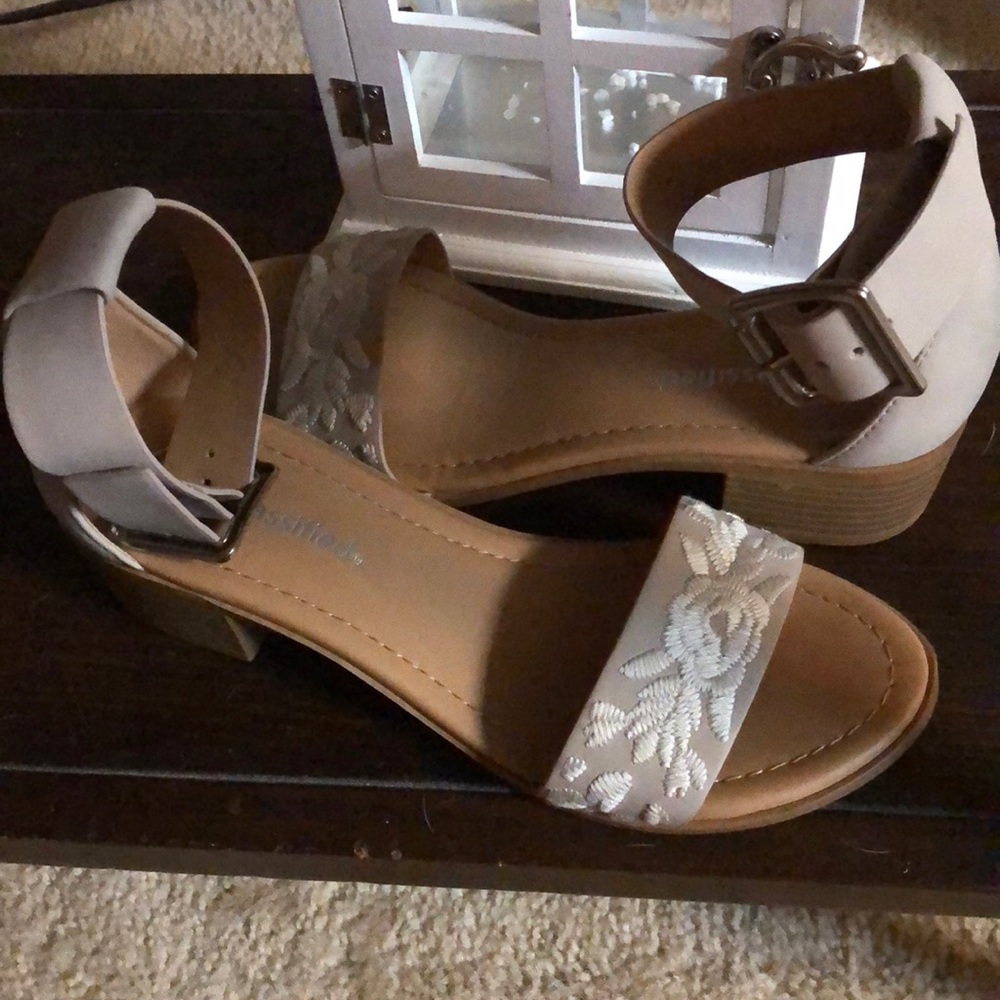 CityClassified brand strappy small heel sandal.